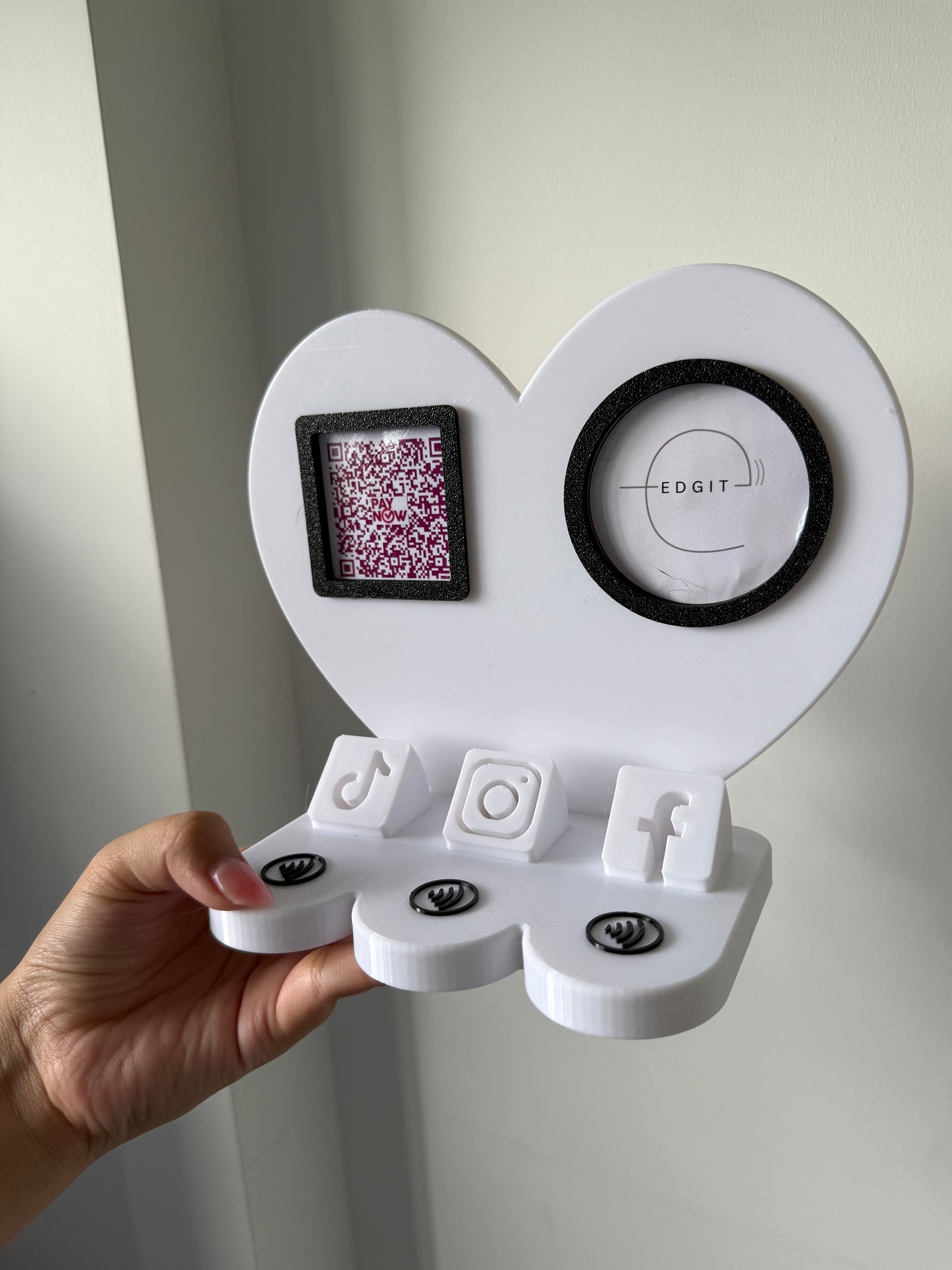 Heart NFC Stand (Square and Circle)